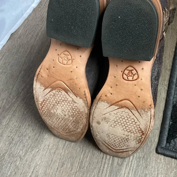 Brown Western Cowboy Boots - Picture 4 of 4